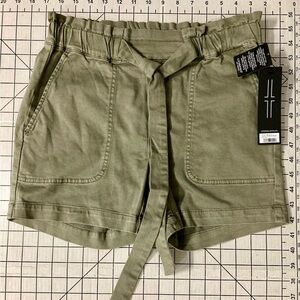 NWT Liverpool Women’s Size 2/26 Shadow Green Self Tie Paperbag Shorts